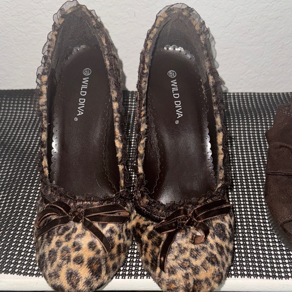 Wild Diva Brown Leopard Print Flats - Picture 1 of 1